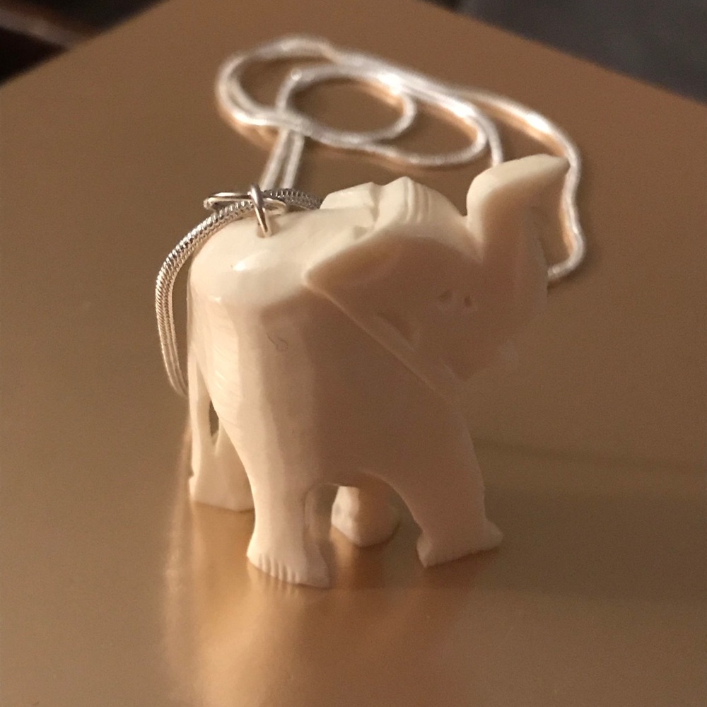 Sterling 925 Ivory Stone Elephant Necklace Giftbag